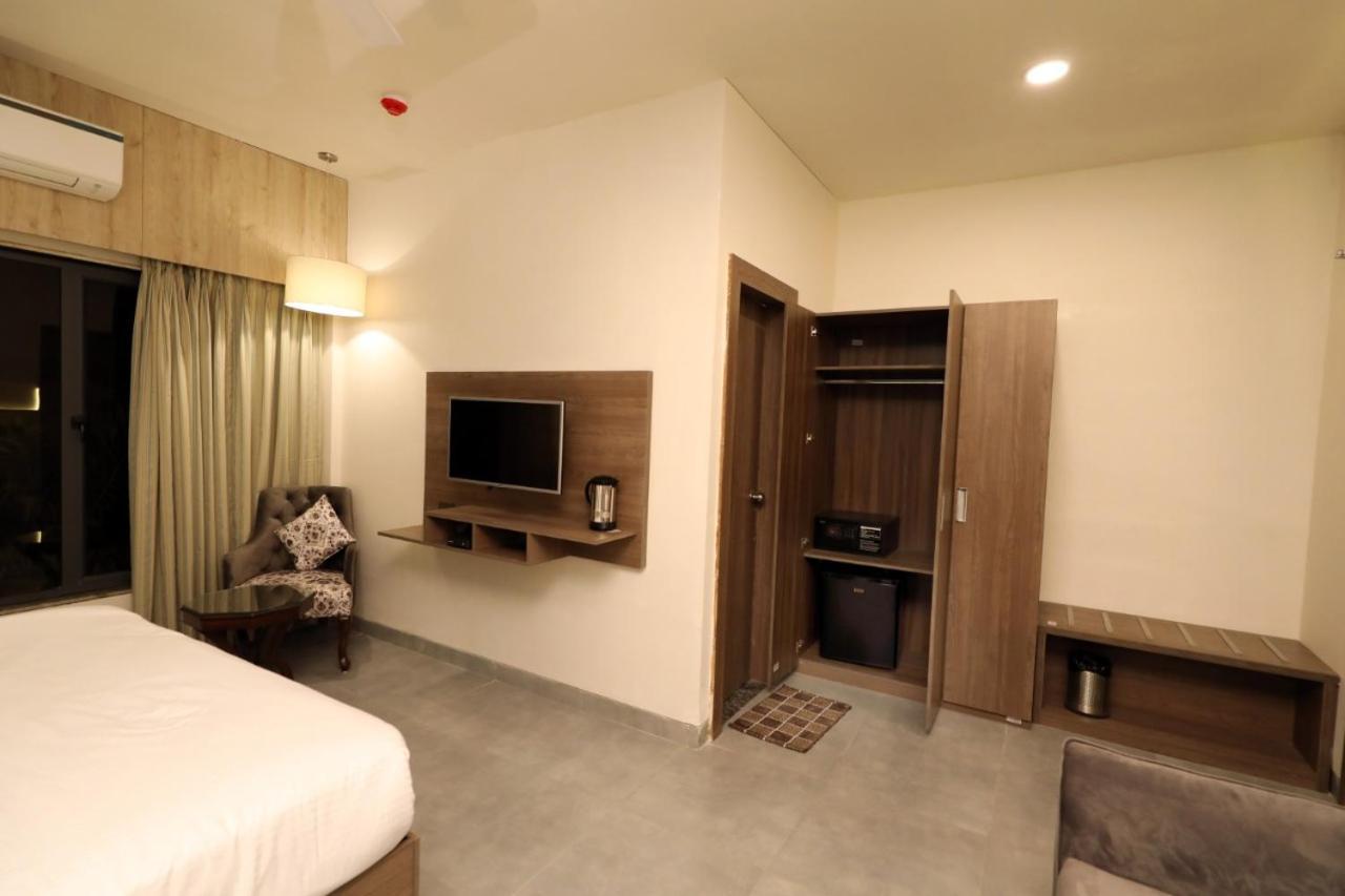 Solitaire Resorts Udaipur Bagian luar foto